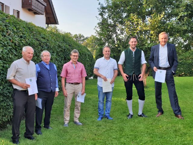121 Jahre Im Dienste Von B rgern Und Stadt B rgermeister Nico Sentner Verleiht Goldenen 